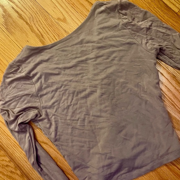 Women's Wasabi + Mint cropped Taupe Long Sleeve casual Top size small - Picture 6 of 6